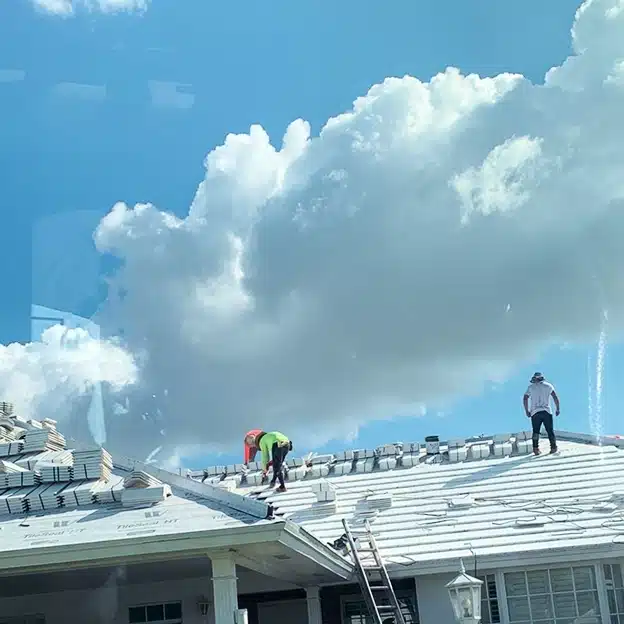 COMMERCIAL ROOF REPAIRS Image
